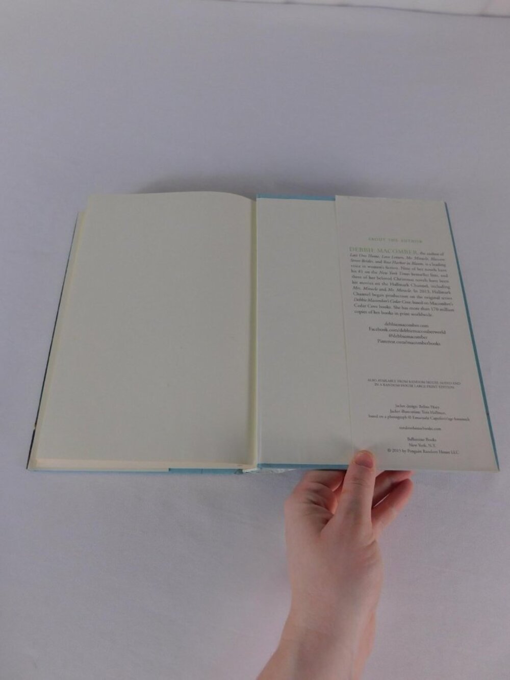 Silver Linings Debbie Macomber Ballantine Books HC DJ Green 2015 Fiction Romance - Picture 5 of 6
